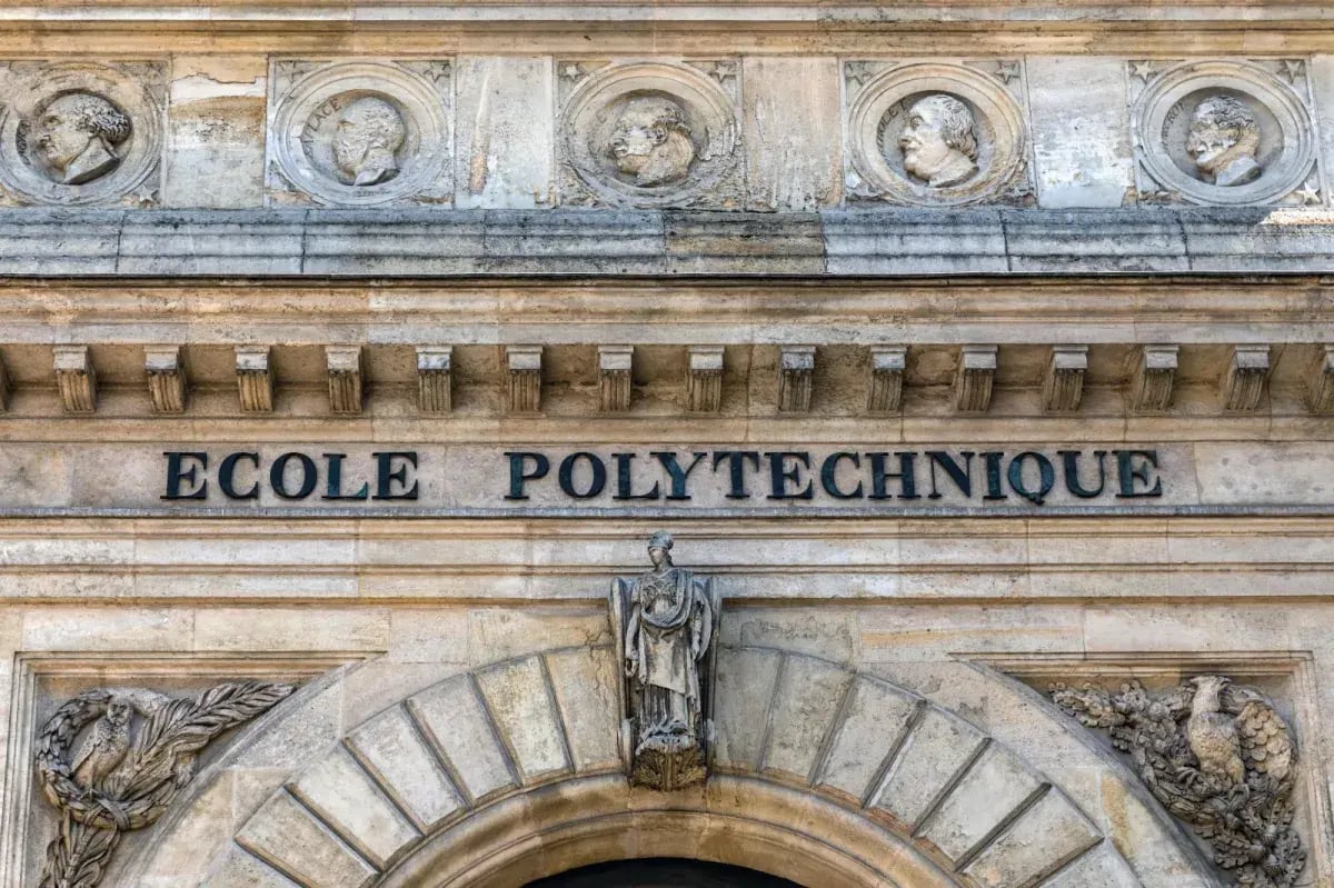 polytechnique_facade